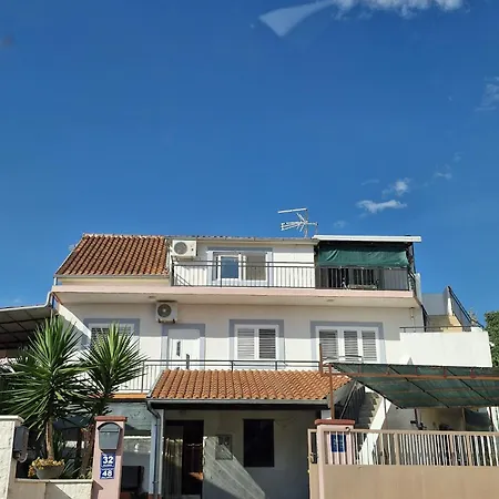 Mare Apartment *